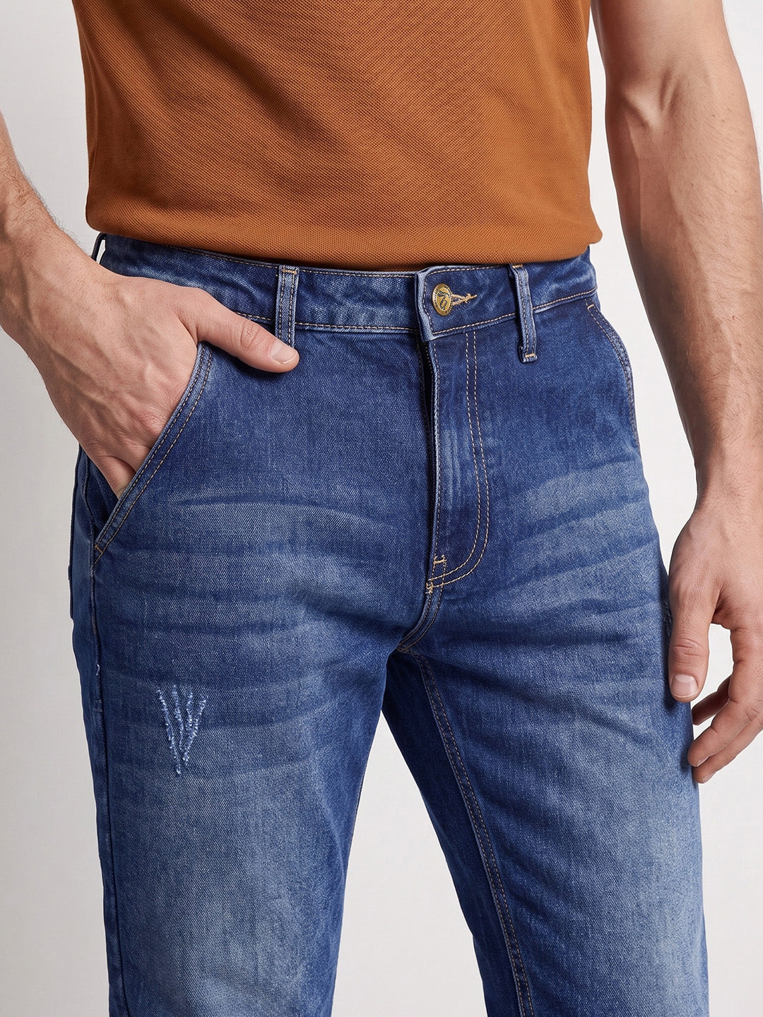 Men's Blue Carrot Fit Solid Casual Jeans