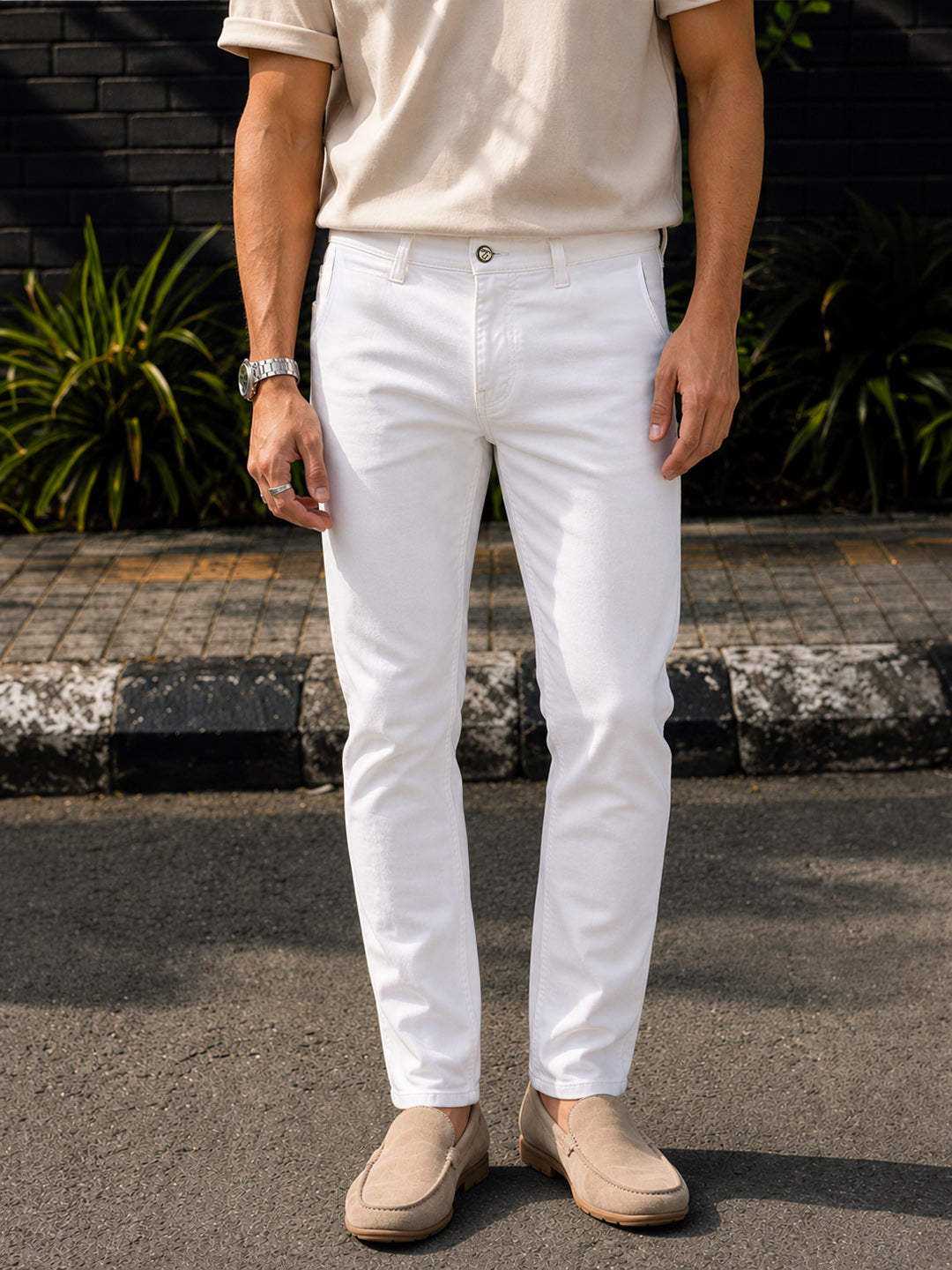Men's White Slim Fit Solid Casual Jeans