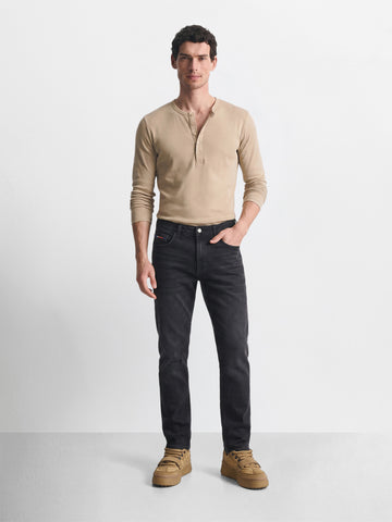 Men's Black Slim Fit Solid Casual Jeans