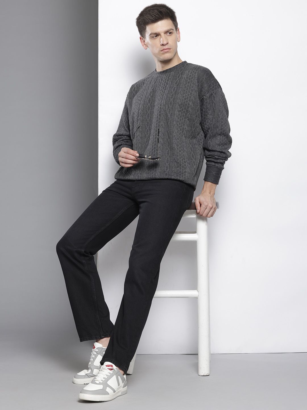 Men's Grey Oversized Fit Textured Casual Sweatshirt
