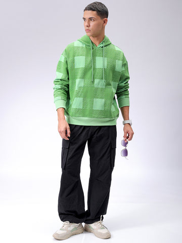 Men's Green Relaxed Fit Geometric Printed Overhead-Hooded Sweatshirt