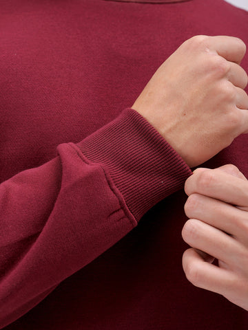Men's Red Regular Fit Solid Overhead Crewneck Sweatshirt