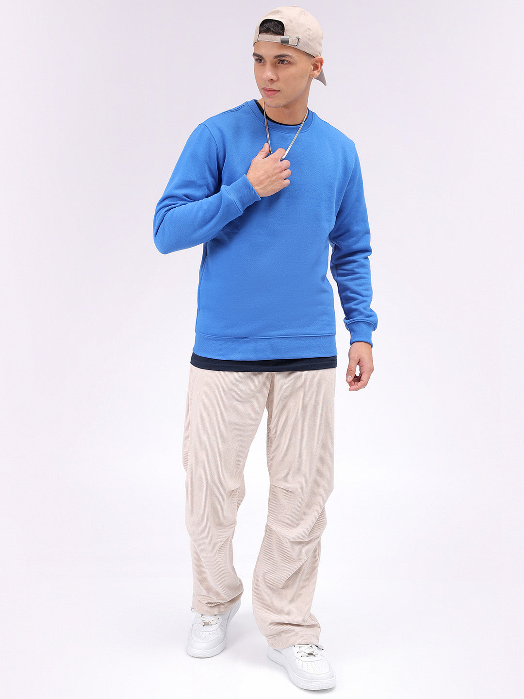 Men's Blue Regular Fit Solid Overhead Crewneck Sweatshirt