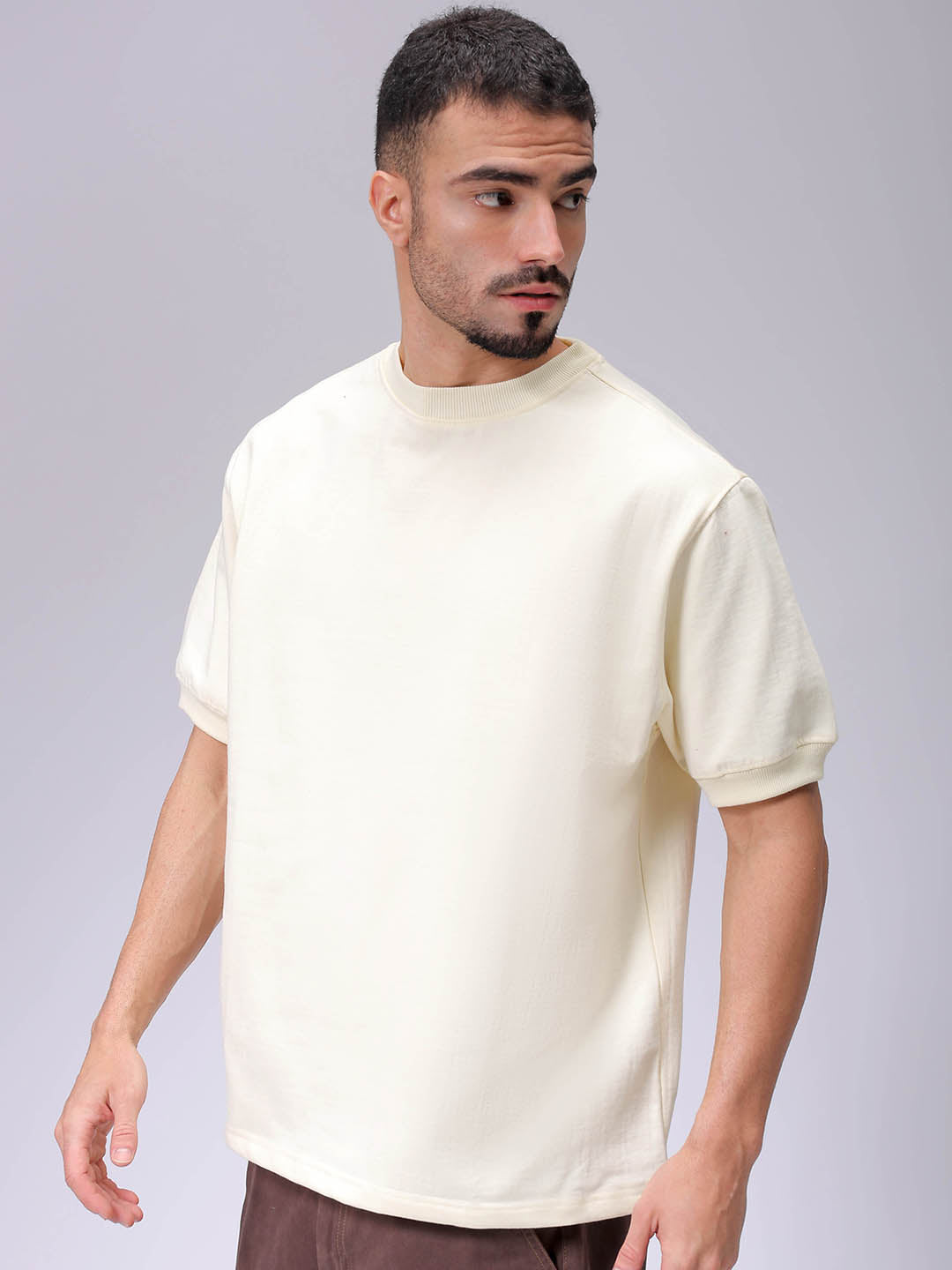 Men's Chalk Relax Fit Solid Overhead-Crewneck Sweatshirt