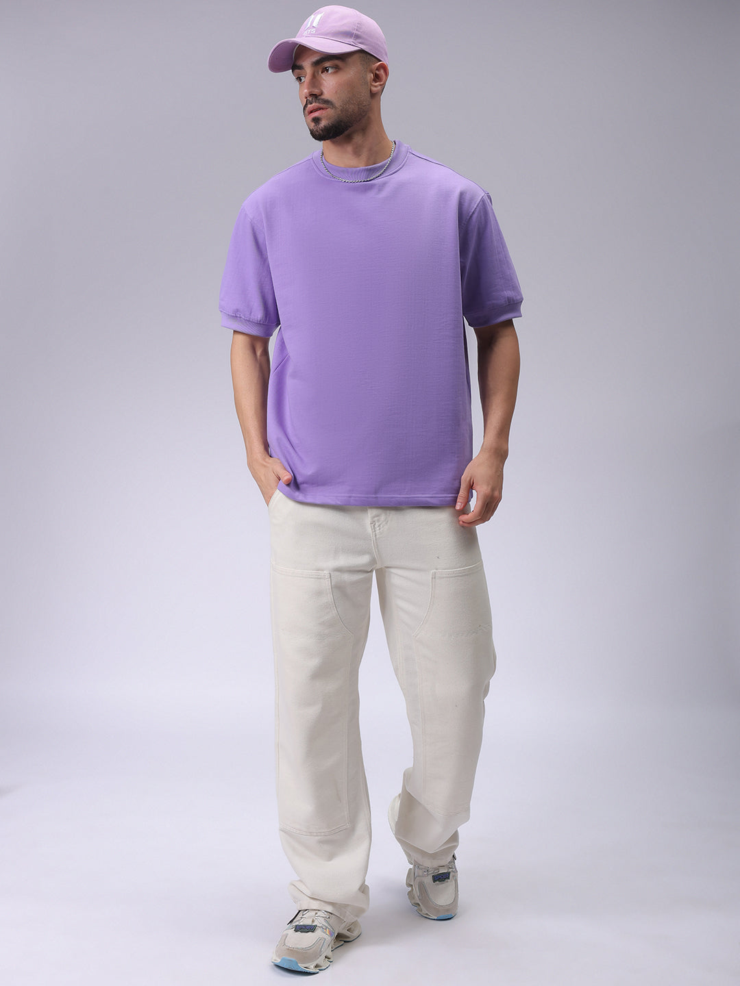 Men's Purple Relaxed Fit Solid Overhead-Crewneck Sweatshirt