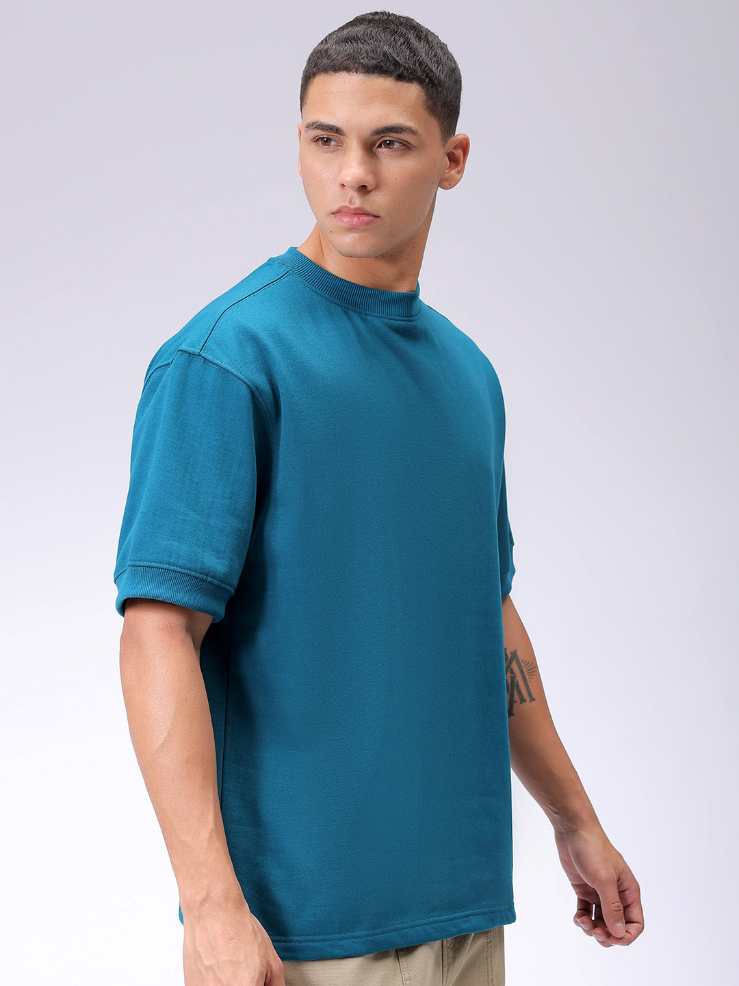 Men's Green Relaxed Fit Solid Overhead-Crewneck Sweatshirt