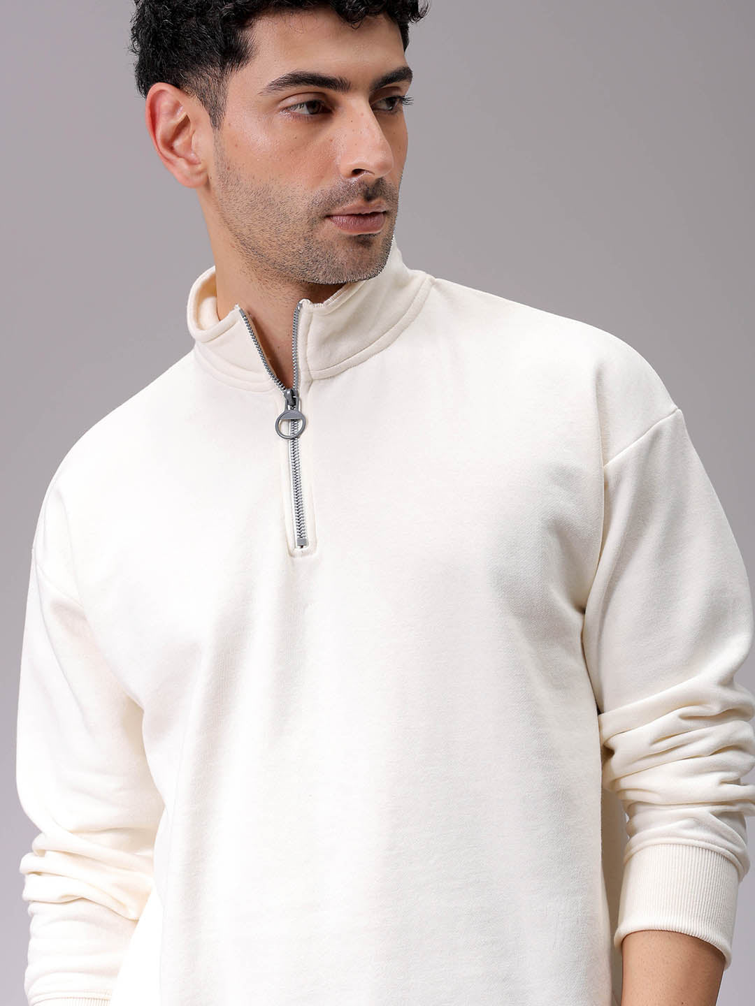 Men's Chalk Relaxed Fit Solid Overhead-Highneck Sweatshirt