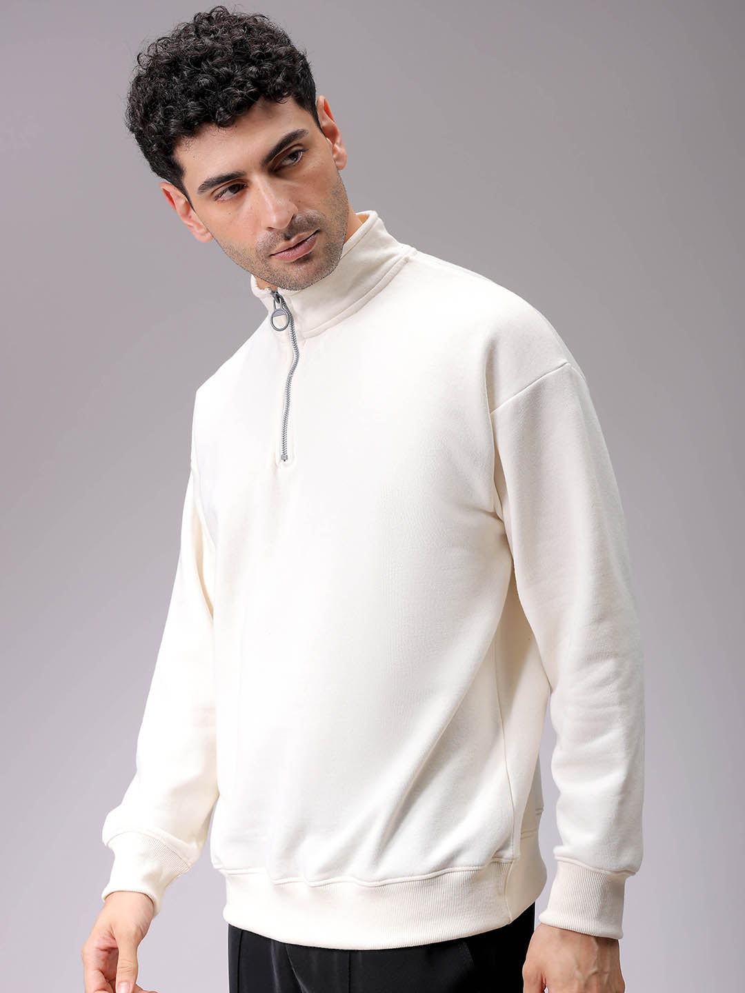 Men's Chalk Relaxed Fit Solid Overhead-Highneck Sweatshirt