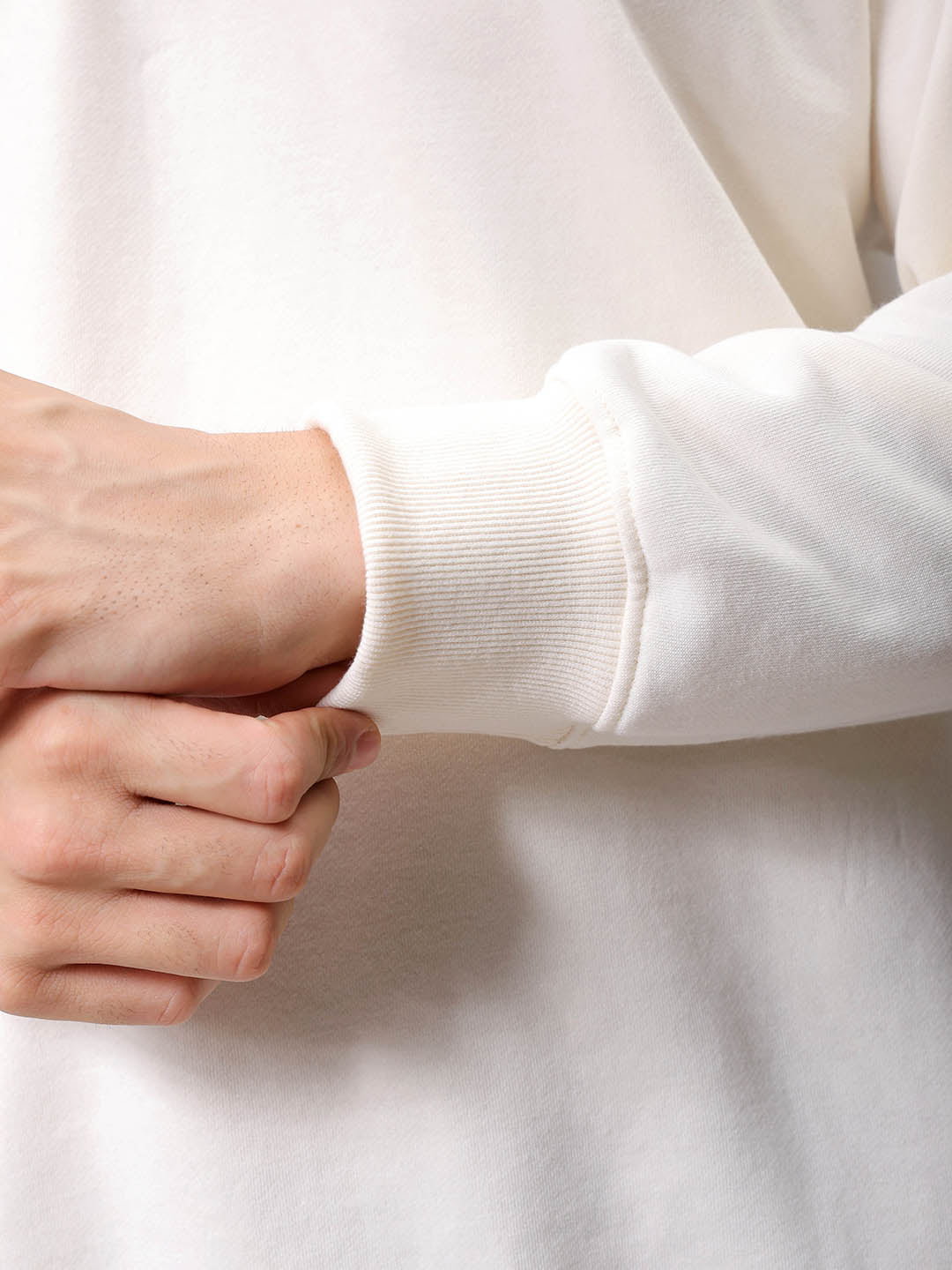 Men's Chalk Relaxed Fit Solid Overhead-Highneck Sweatshirt