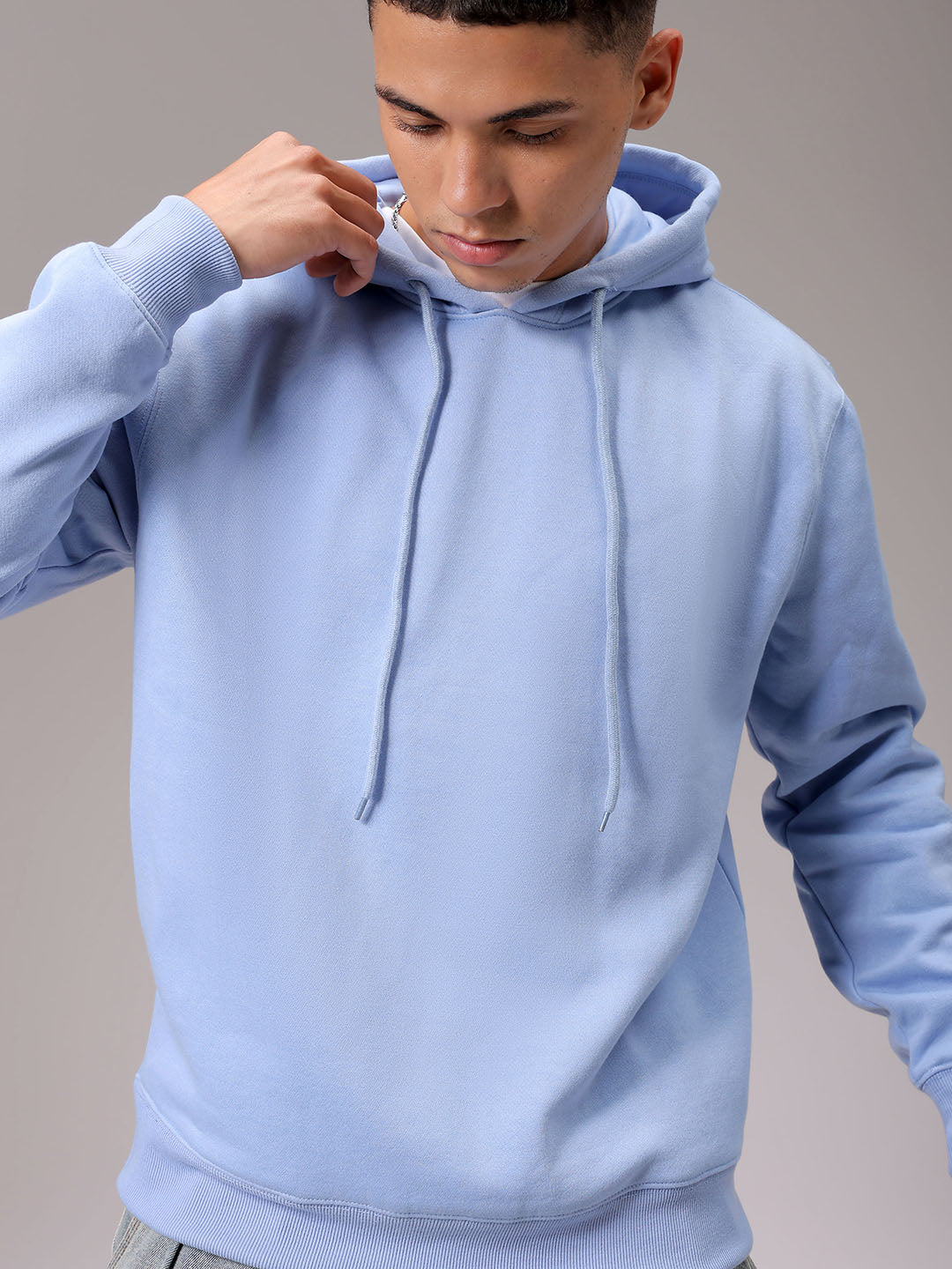 Men's Blue Regular Fit Solid Overhead Hooded Sweatshirt