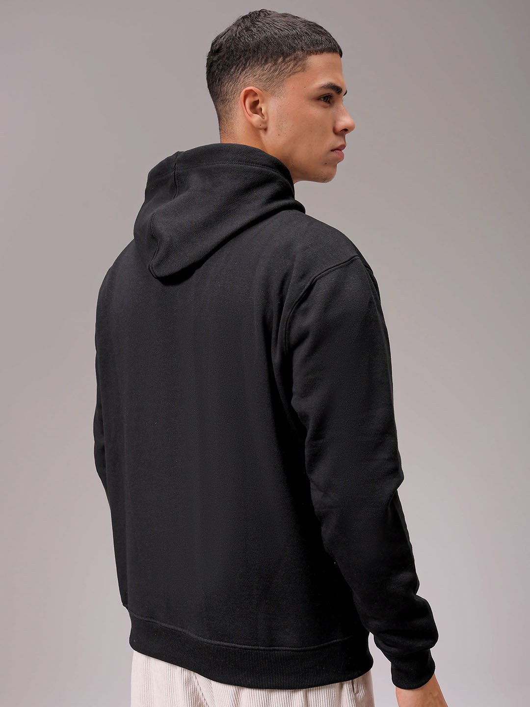 Men's Black Regular Fit Solid Overhead Hooded Sweatshirt