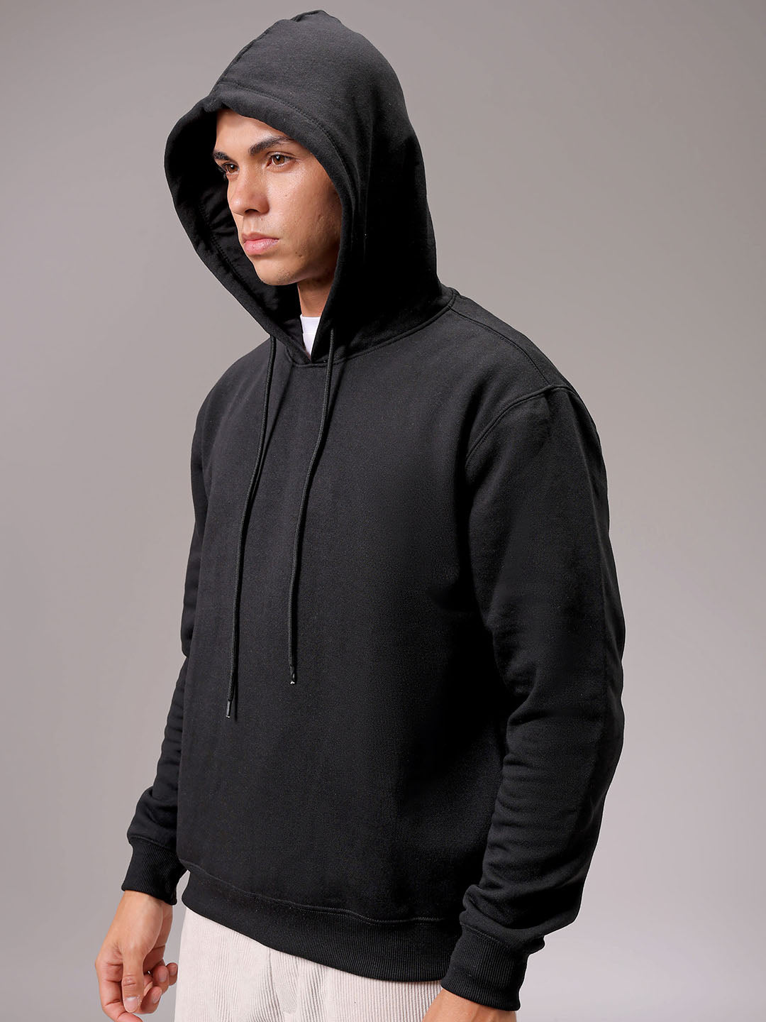 Men's Black Regular Fit Solid Overhead Hooded Sweatshirt