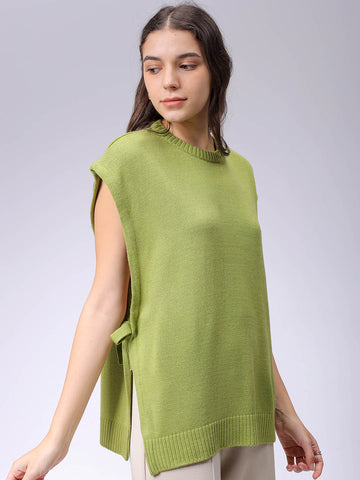 Women's Green Loose Fit Solid Sweater