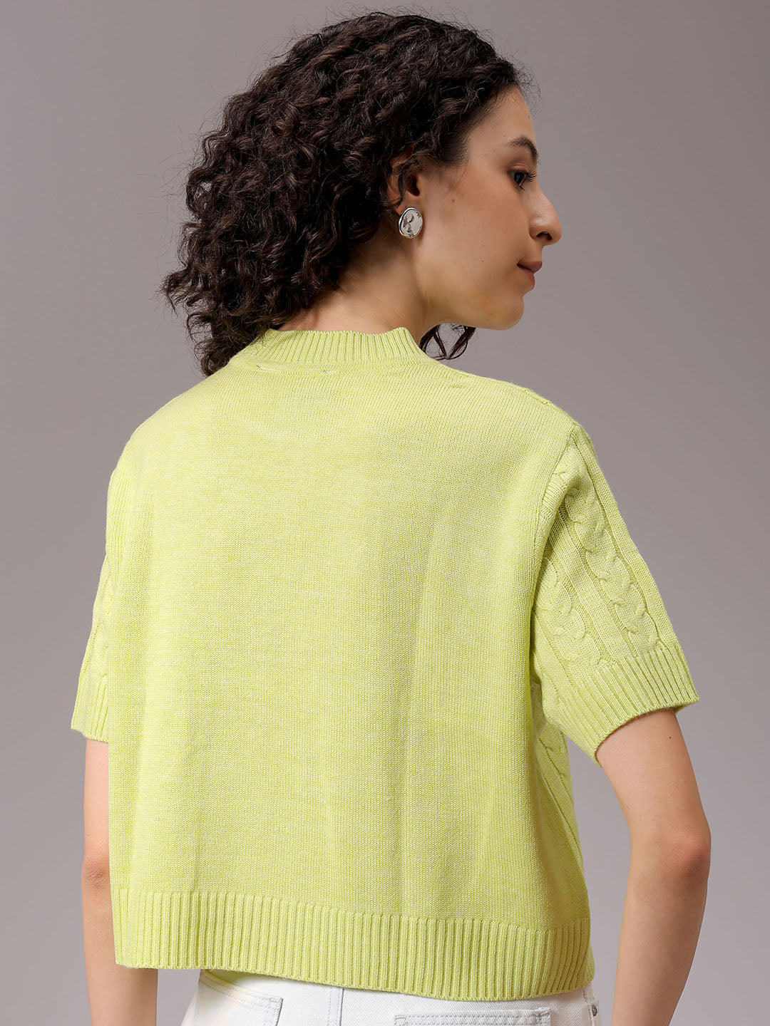 Women's Green Relaxed Fit Solid Sweater