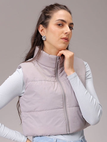 Women's Green Regular Fit Solid Cropped Quilted Jacket