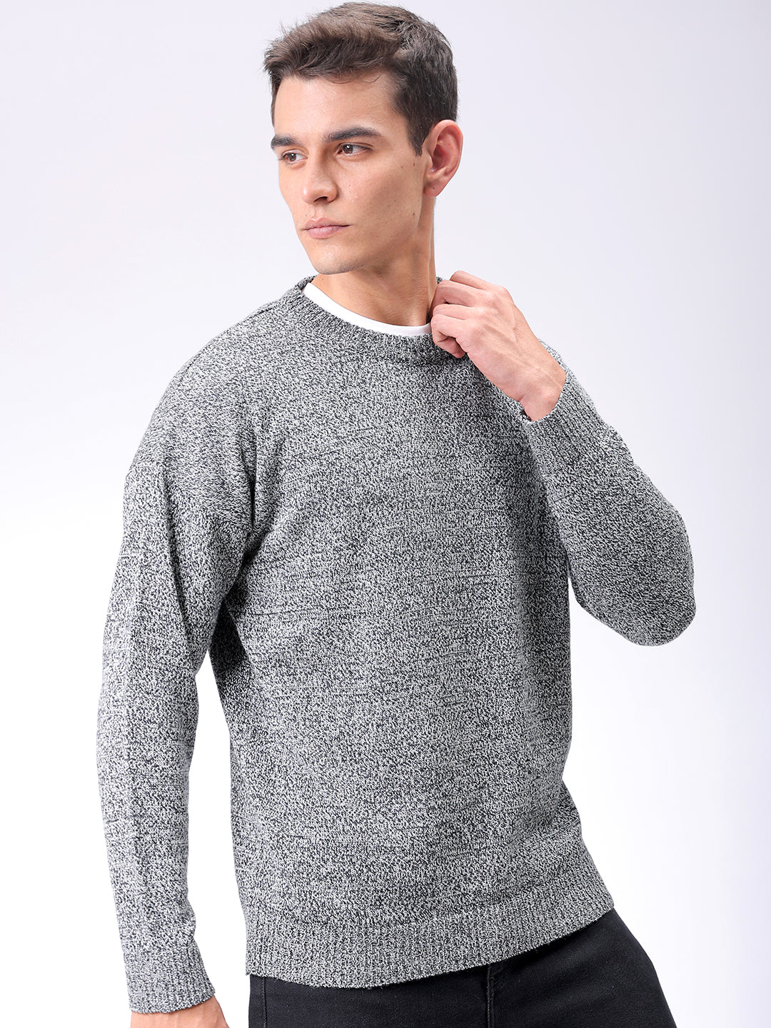 Men's Black Oversized Solid Crew Neck Sweater