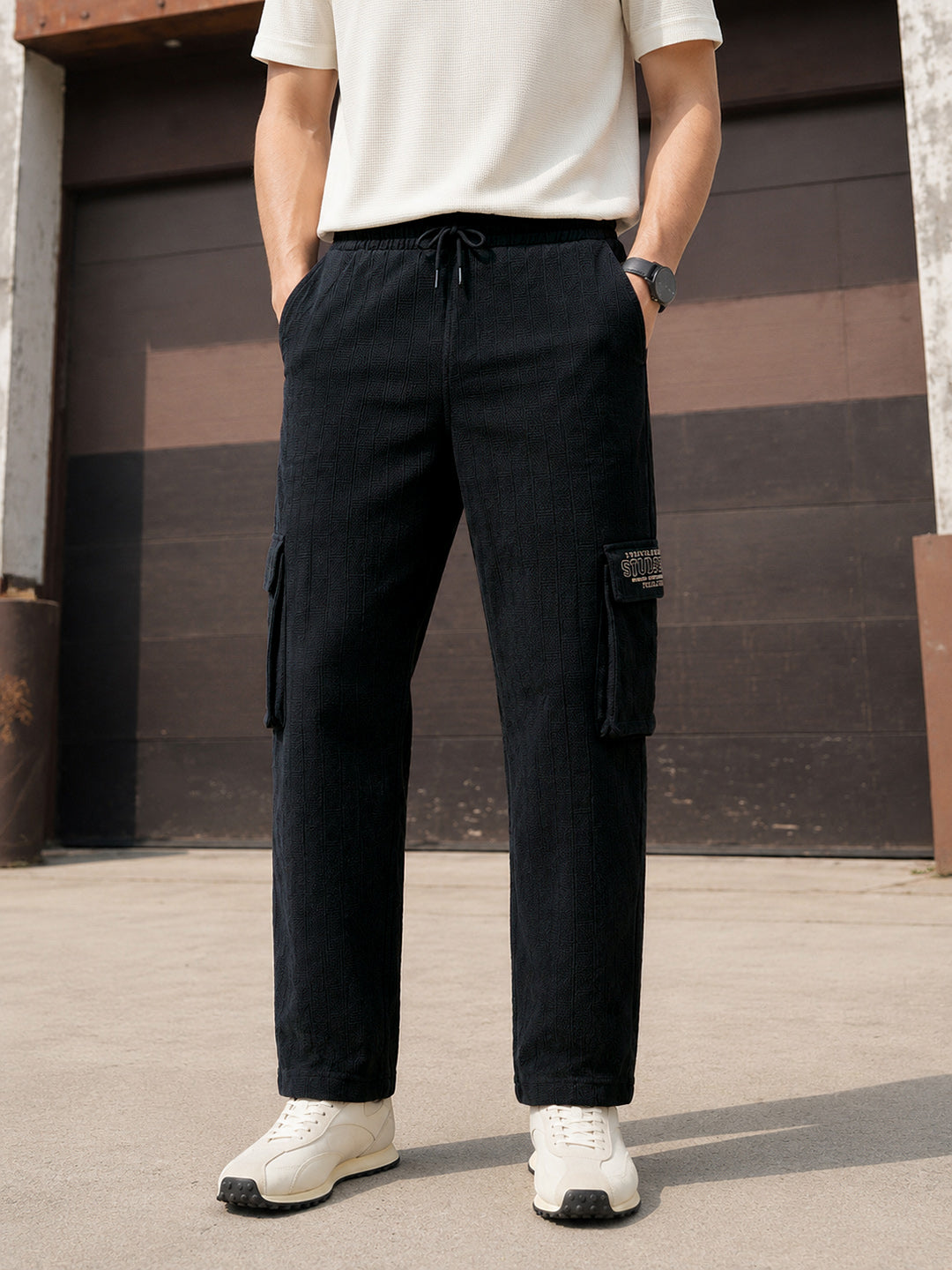 Men's Black Relaxed Fit Solid Casual Joggers