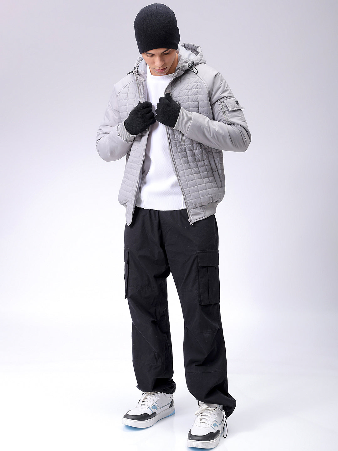 Men's Grey Slim Fit Solid Hooded Jacket