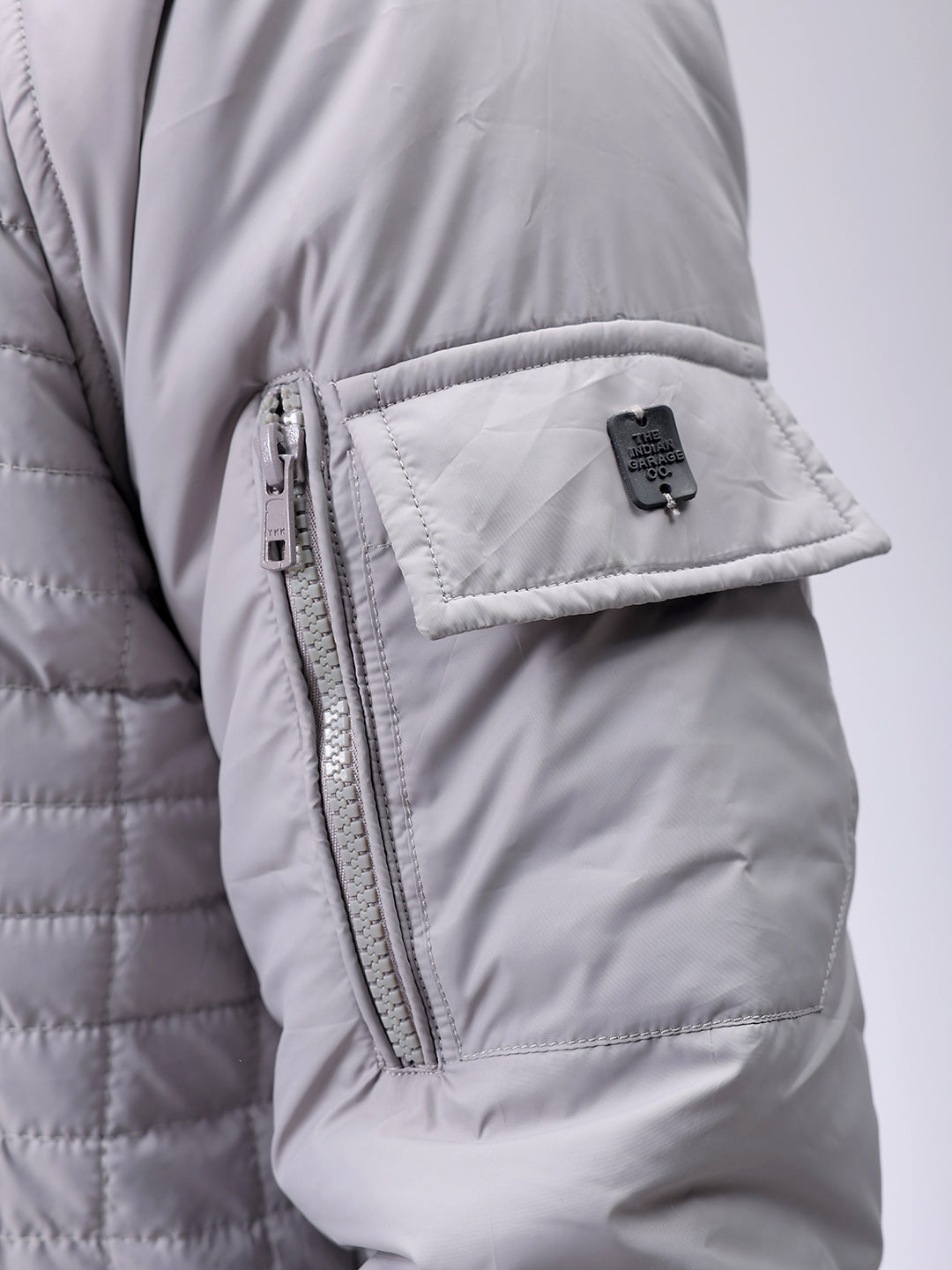 Men's Grey Slim Fit Solid Hooded Jacket
