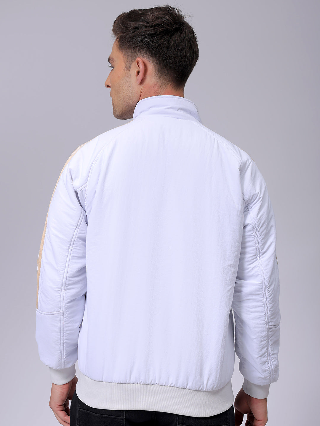 Men's Slim Fit Solid Zipperper Quilted Jacket