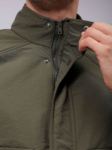 Men's Slim Fit Solid Zipperper Quilted Jacket