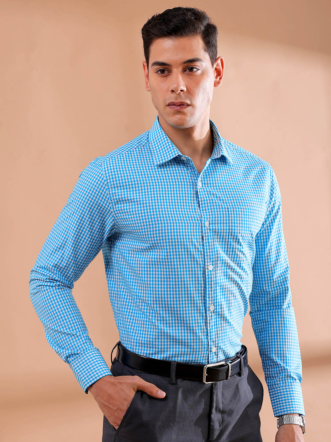 Shop Men's Checked Slim Fit Formal Shirt Online.