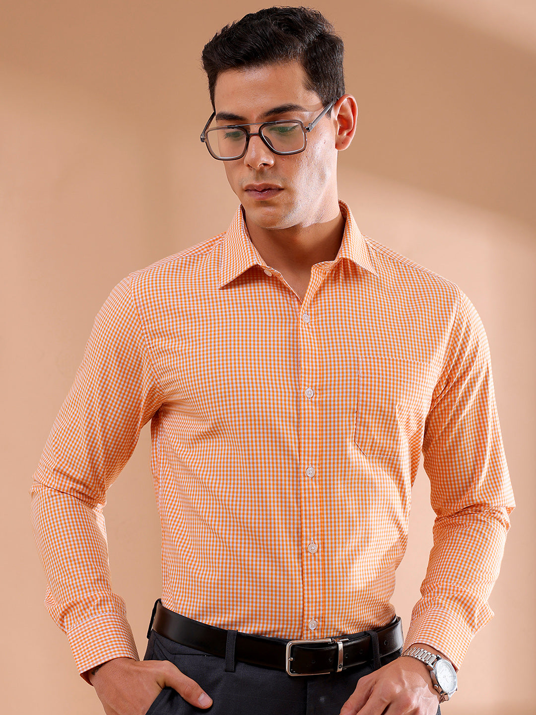 Shop Men's Checked Slim Fit Formal Shirt Online.