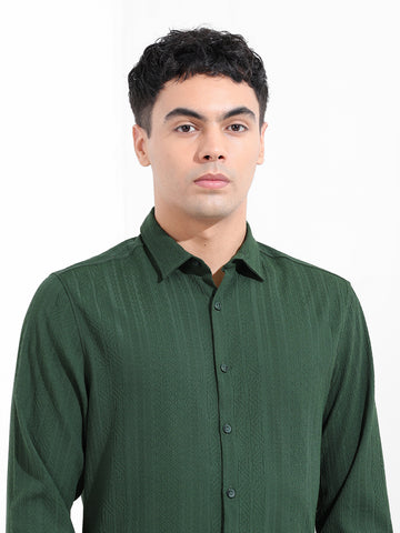 Men's Green Slim Fit Textured Resort Wear Shirt