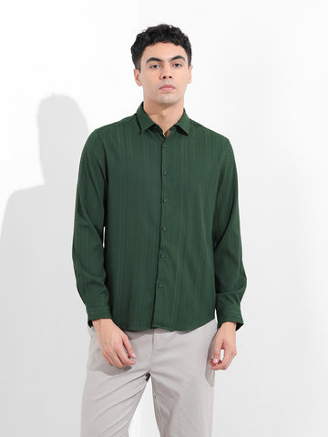Men's Green Slim Fit Textured Resort Wear Shirt