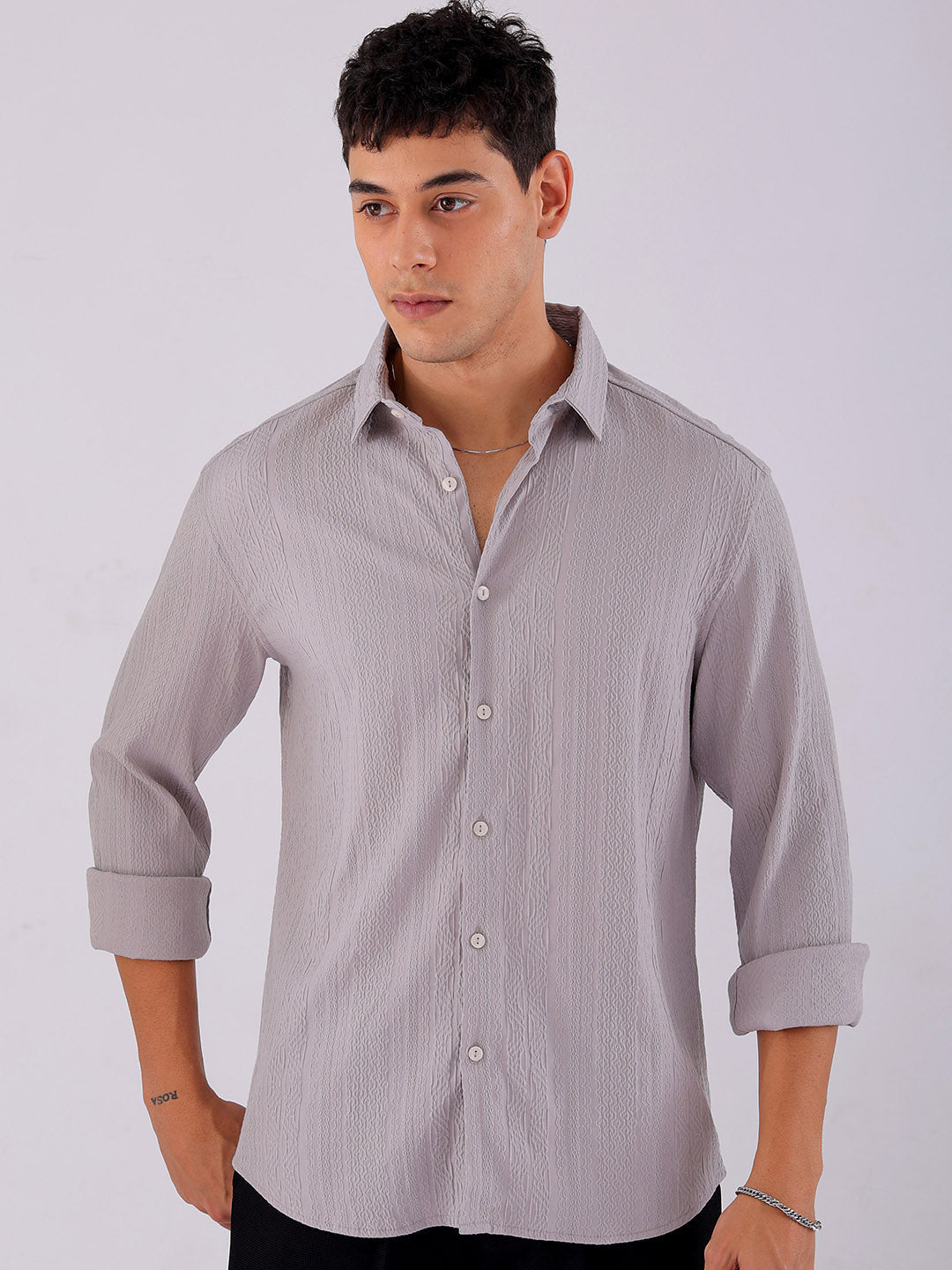 Shop Men's Textured Slim Fit Resortwear Shirt Online.