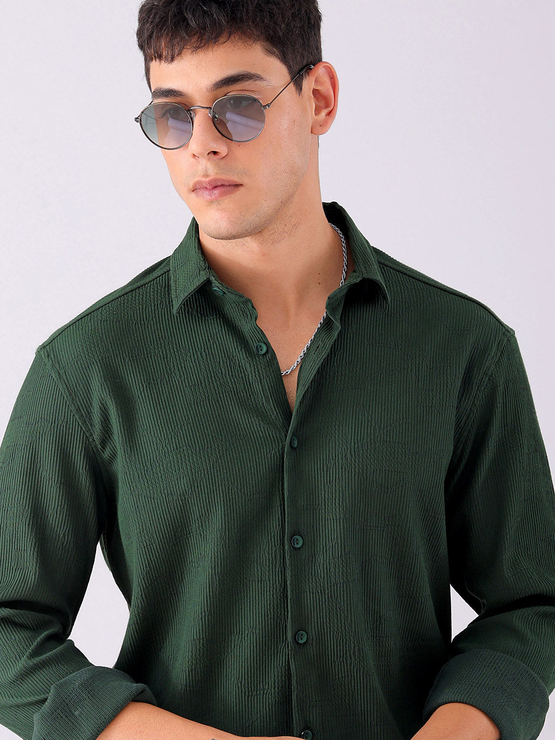 Shop Men's Textured Slim Fit Resortwear Shirt Online.