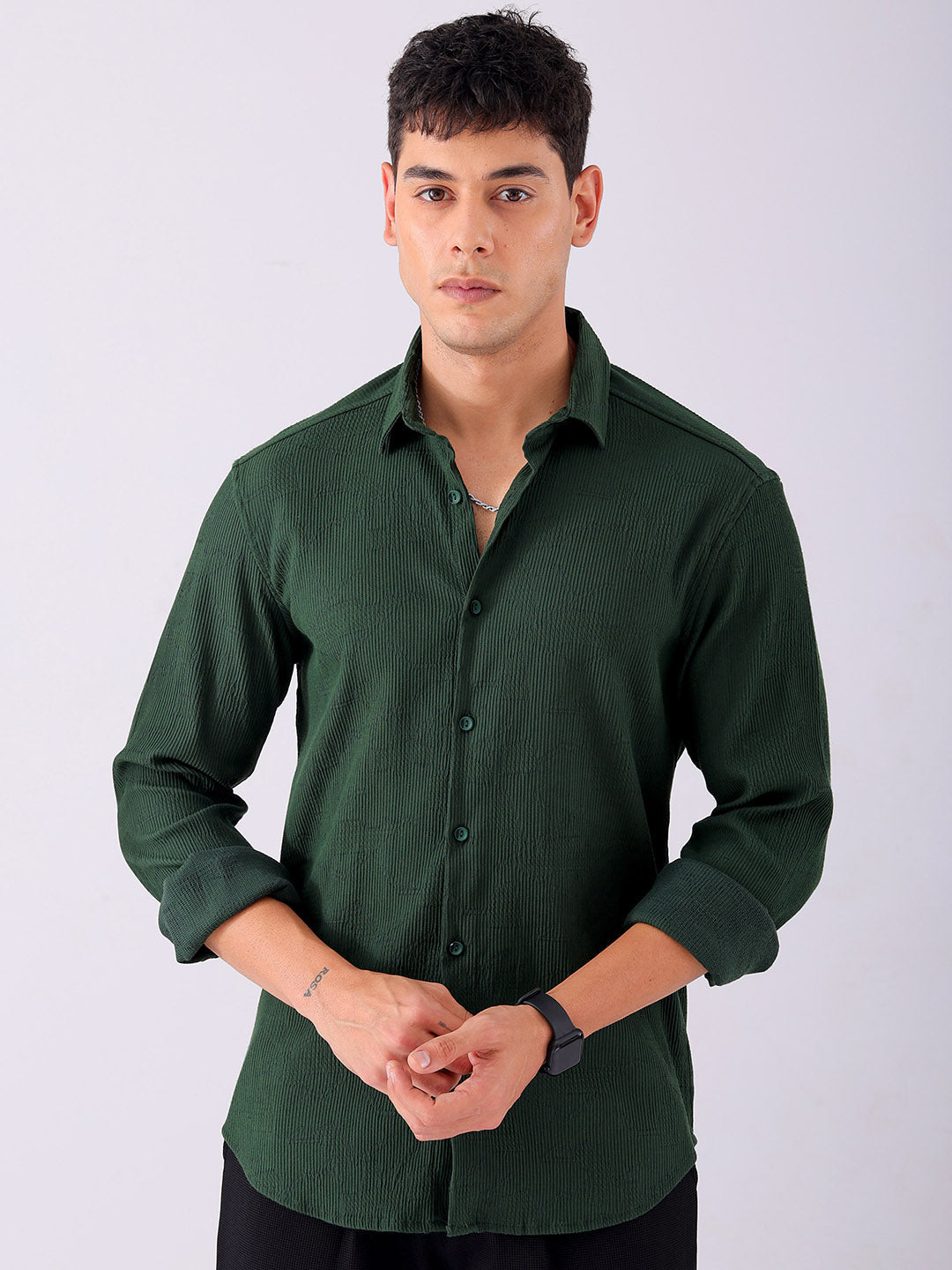 Shop Men's Textured Slim Fit Resortwear Shirt Online.