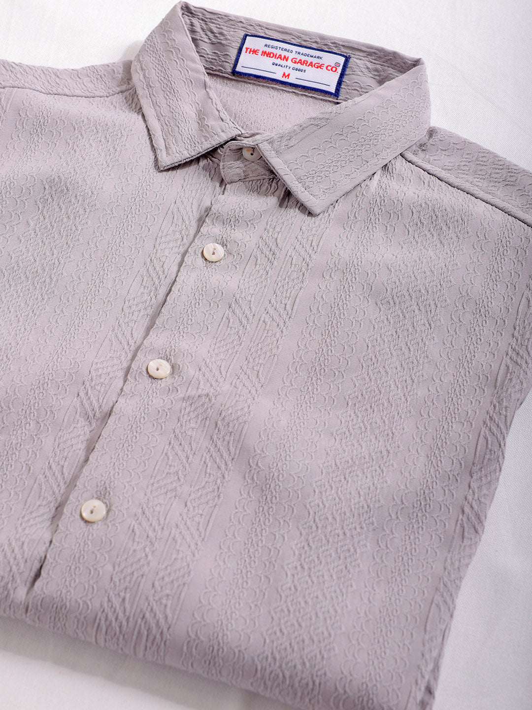 Shop Men's Textured Slim Fit Resortwear Shirt Online.