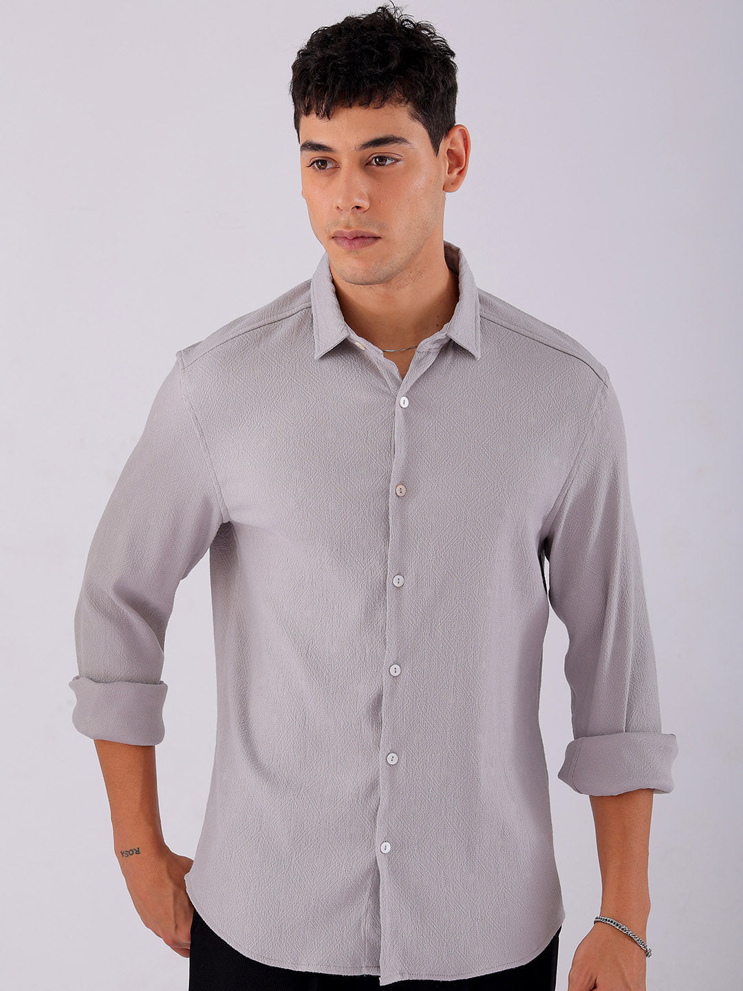 Shop Men's Textured Slim Fit Resortwear Shirt Online.