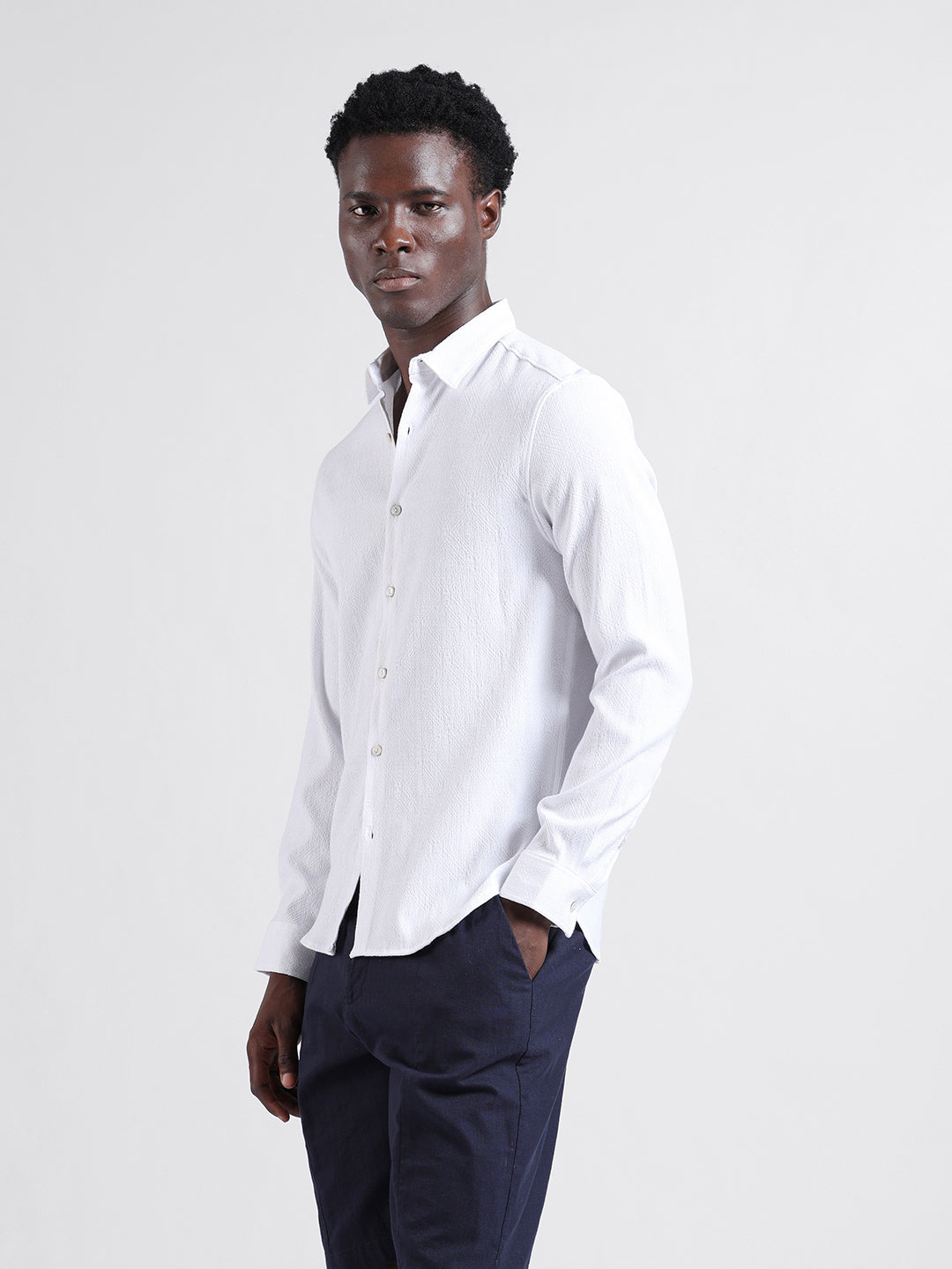 Men's White Slim Fit Textured Resort Wear Shirt