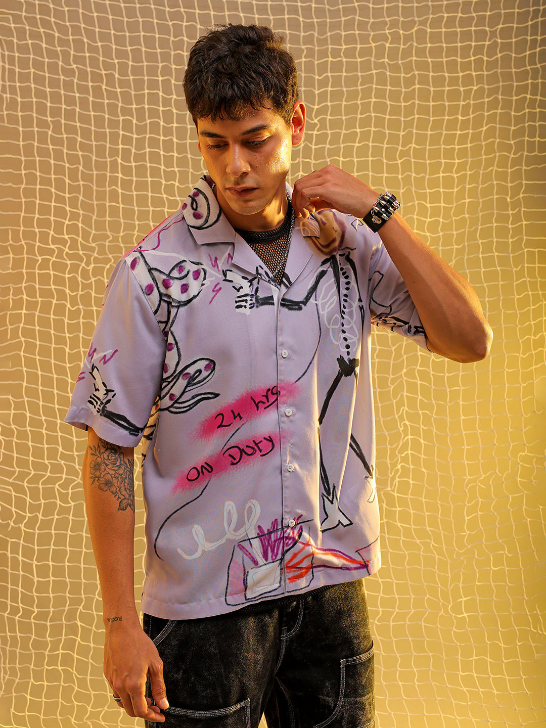 Men's Lavender Oversized Fit Graphic Shirt