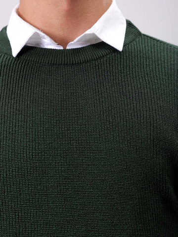 Men's Green Relaxed Fit Textured Crew Neck Sweater