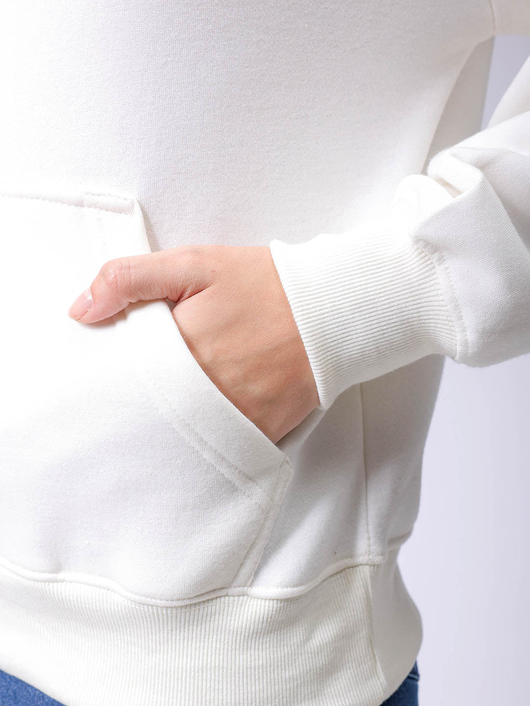 Women's White Boxy Fit Graphic Hooded Sweatshirt