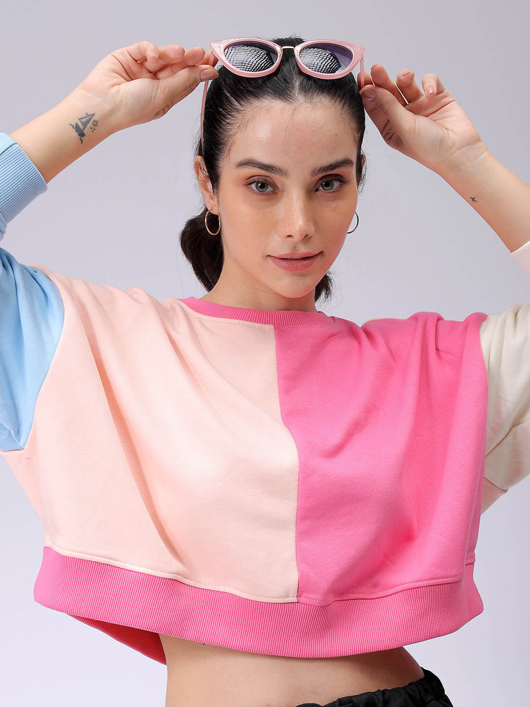 Women's Pink Boxy Fit Colourblocked Cropped Sweatshirt