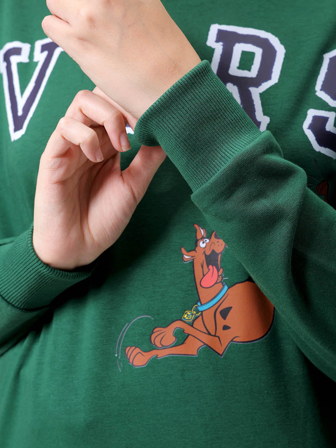 Women's Boxy Scooby Doo Oversized Sweatshirt