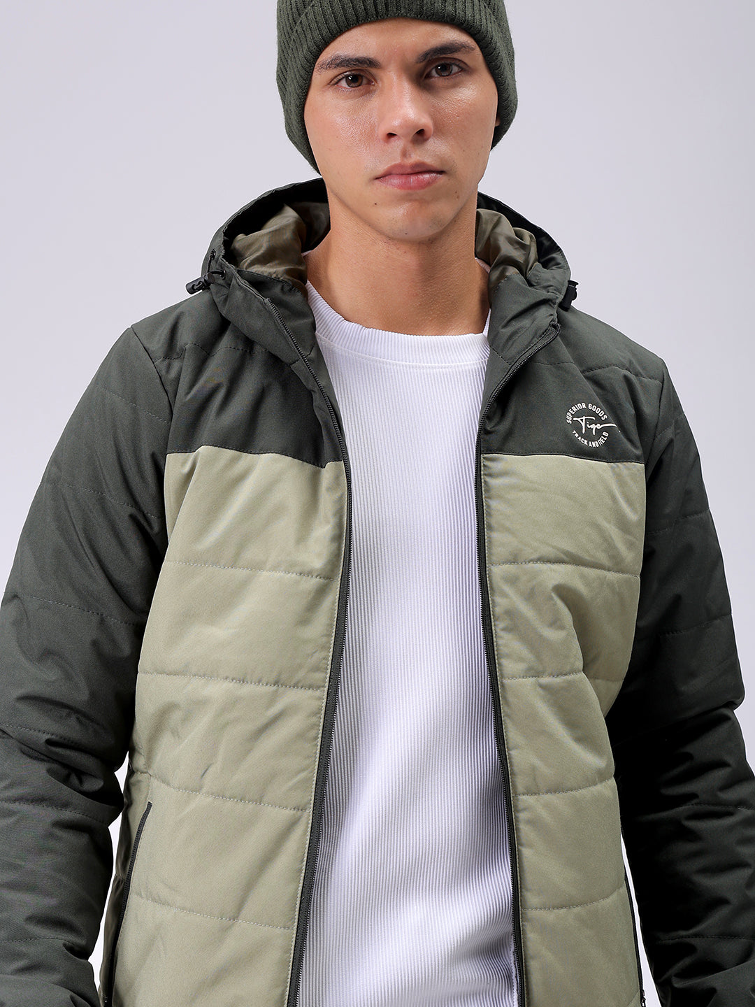 Men's Green Slim Fit Solid Hooded Jacket