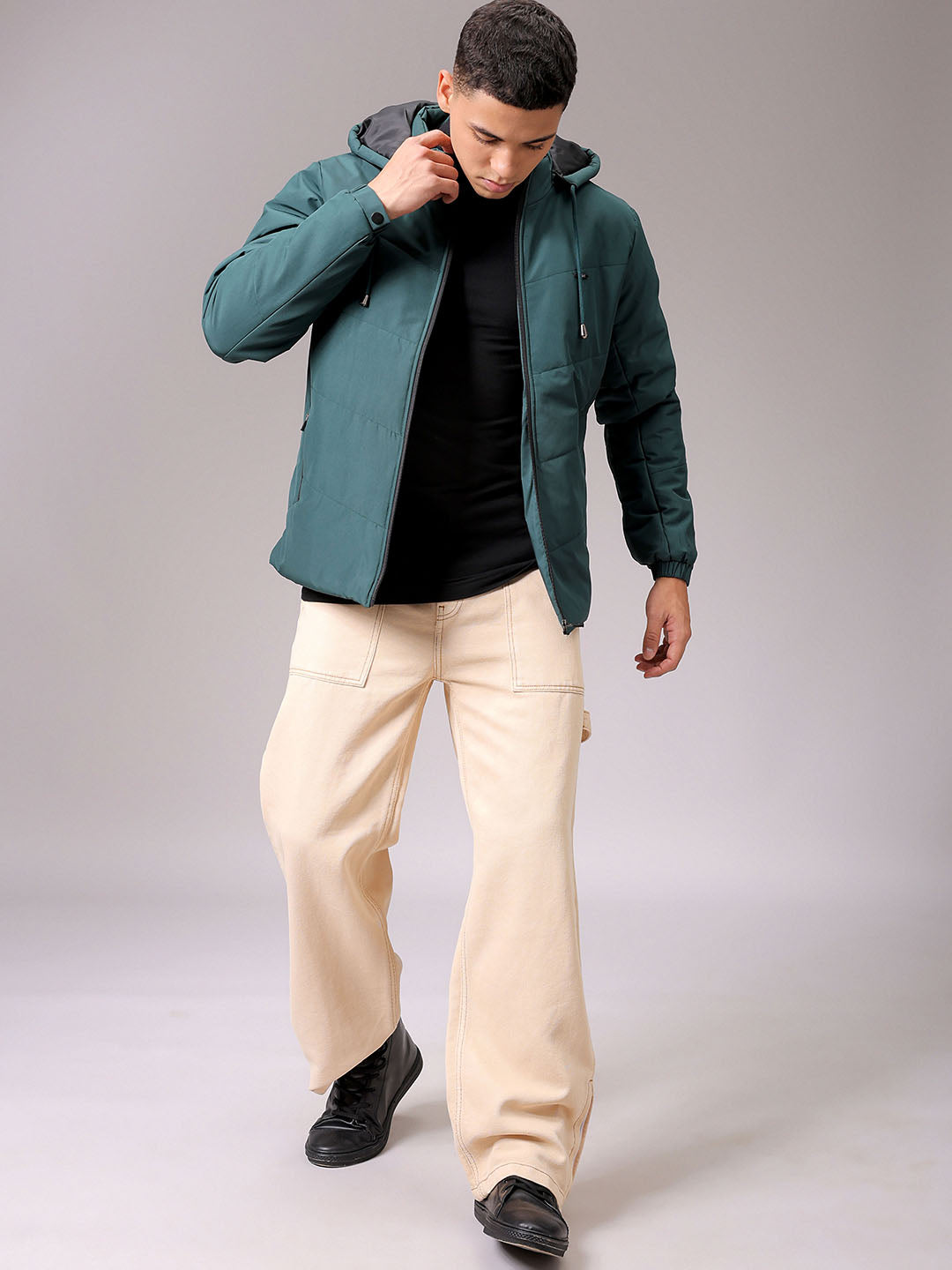 Men's Green Slim Fit Solid Jacket