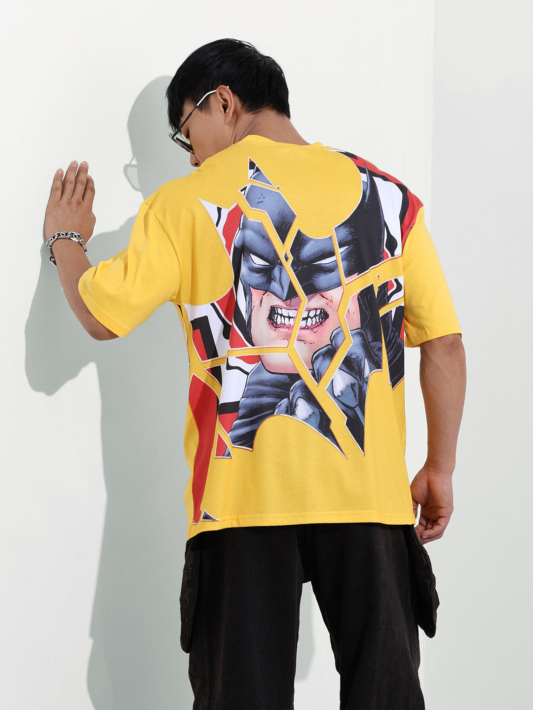 Men's Yellow Boxy Fit Character Batman Printed Crew Neck T-Shirt