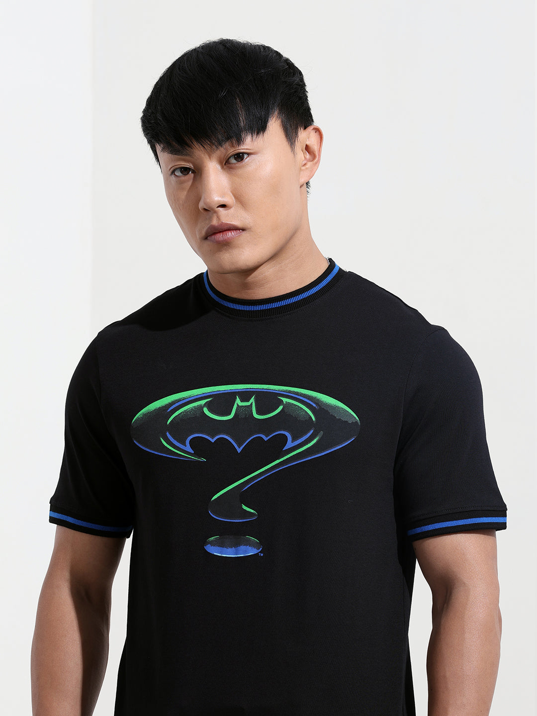 Men's Black Slim Fit Character Batman Printed Crew Neck T-Shirt