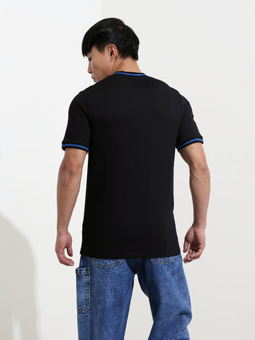 Men's Black Slim Fit Character Batman Printed Crew Neck T-Shirt