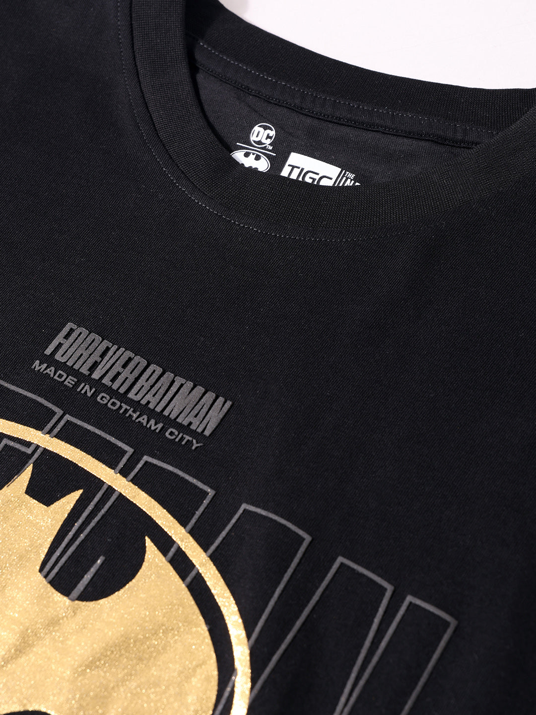 Men's Black Oversized Fit Character Batman Character T-Shirt