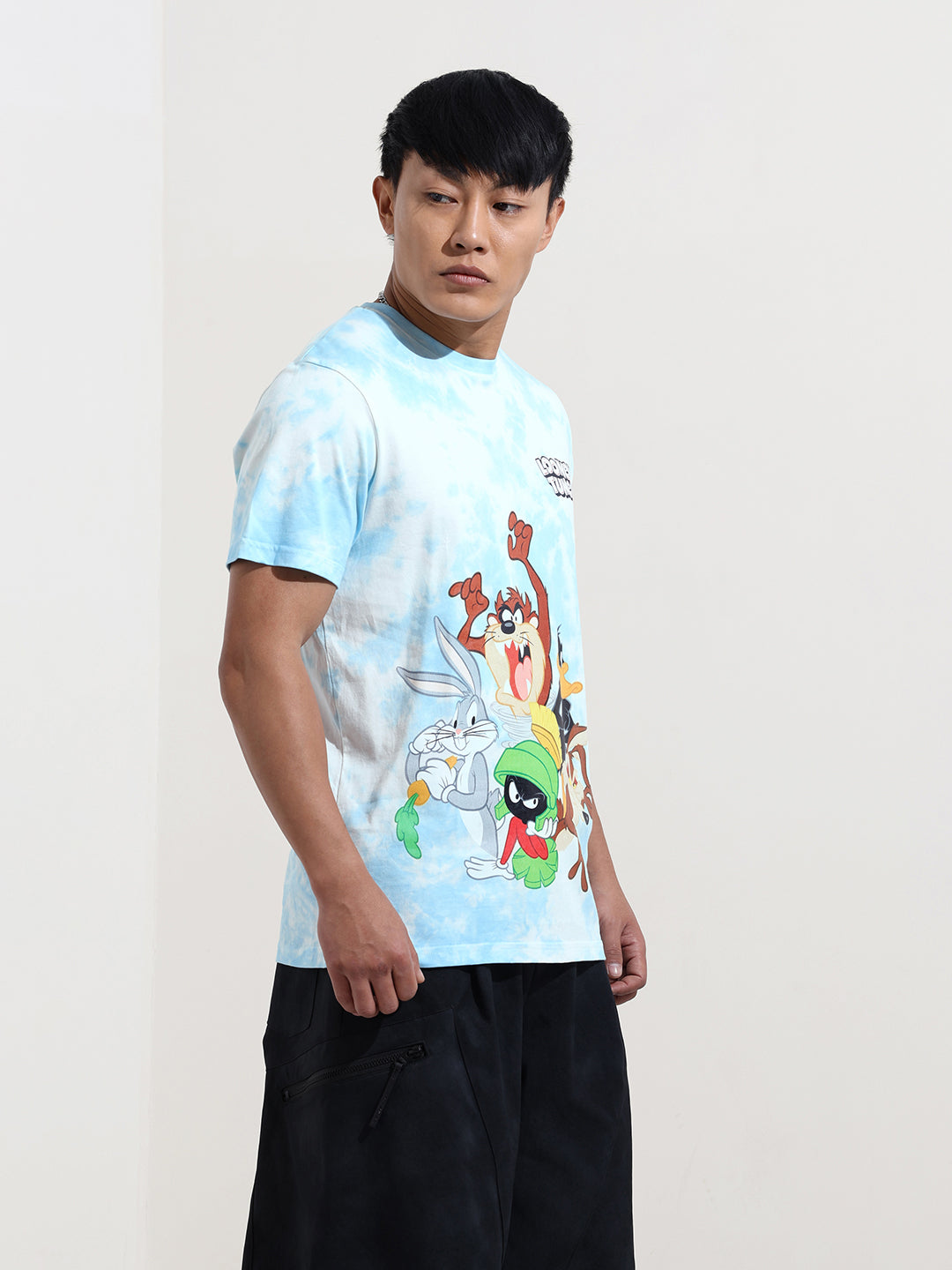 Men's Blue Slim Fit Character Looney Tunes  Printed Crew Neck T-Shirt