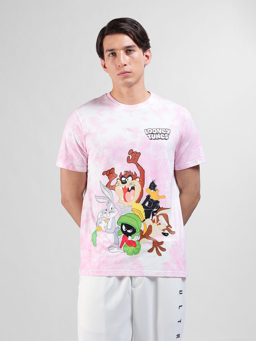 Men's Pink Slim Fit Printed Looney Tunes  Crew Neck T-Shirt
