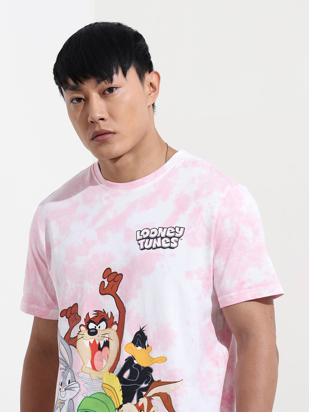 Men's Pink Slim Fit Printed Looney Tunes  Crew Neck T-Shirt