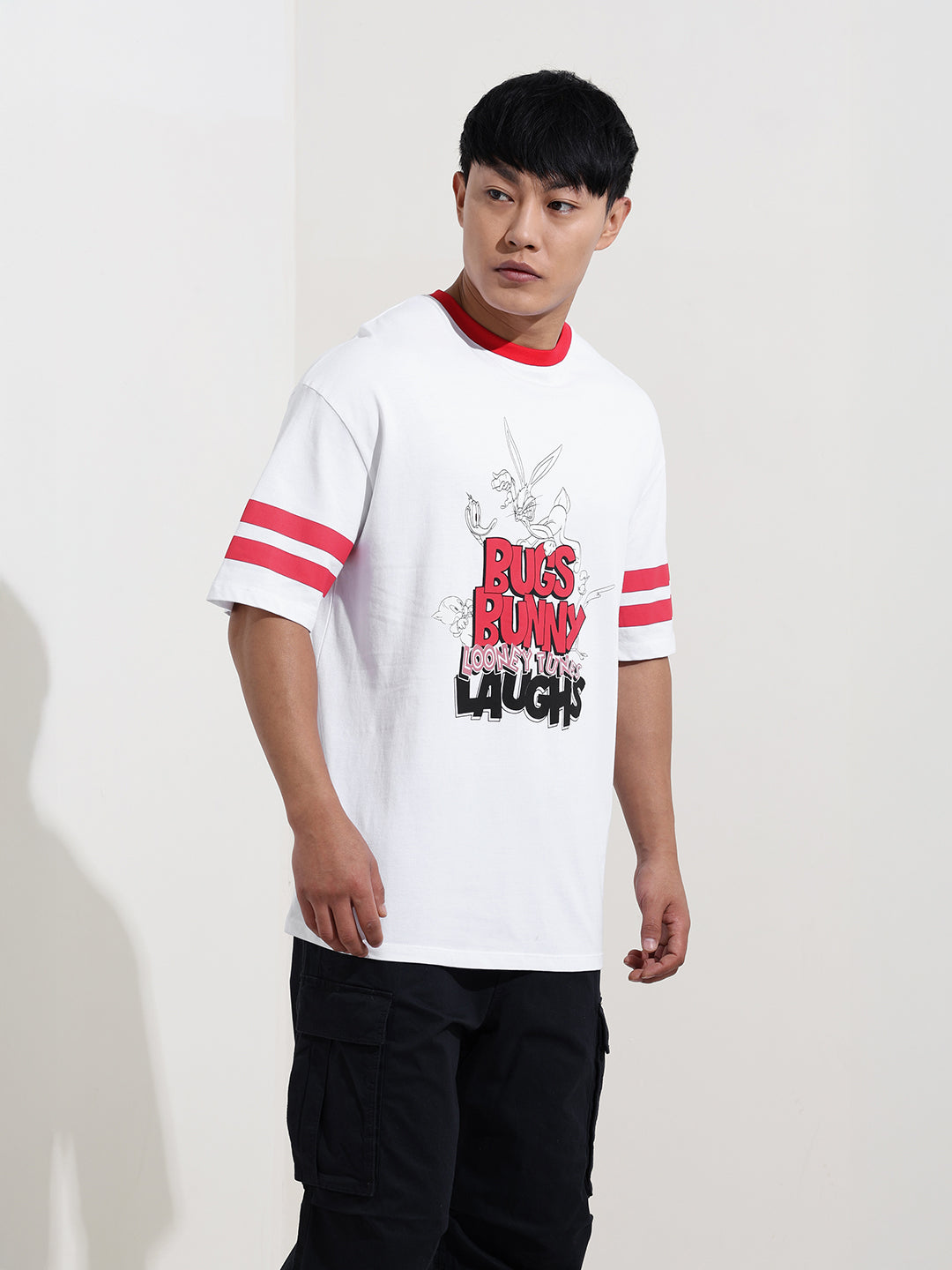 Men's White Boxy Fit Character Bugs Bunny Printed Crew Neck T-Shirt